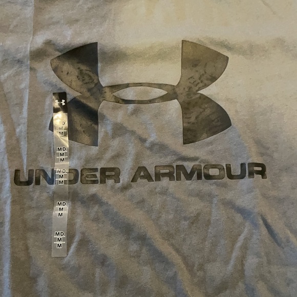 New without tags Medium Under Armour T-shirt - Picture 2 of 4